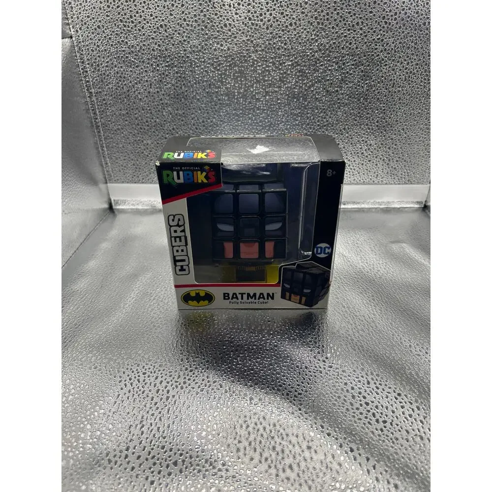 Batman Rubik's Cube‎ Puzzle DC Comics Collector Cube Sealed